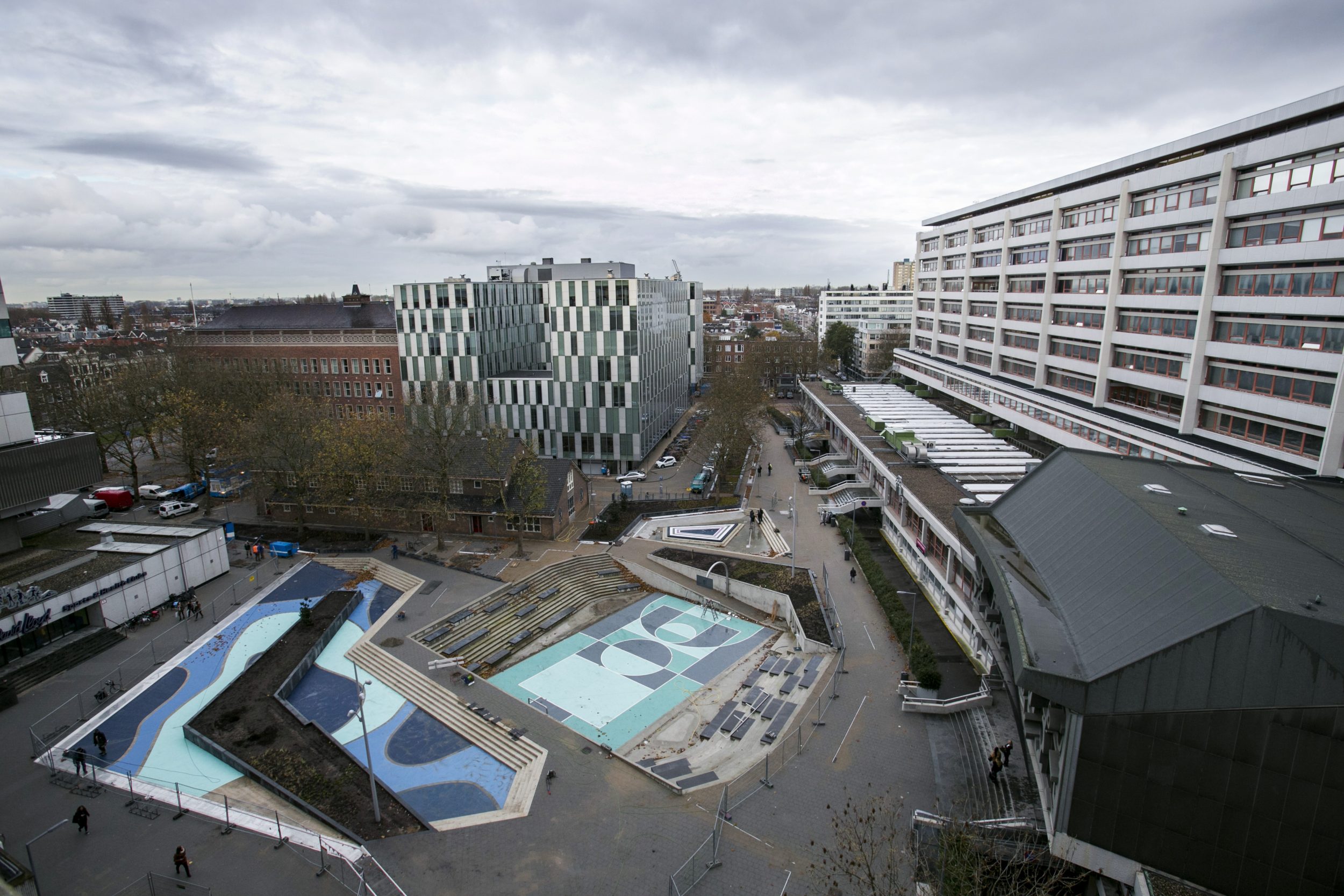 La place Benthemplein à Rotterdam, un water square ou place multifonctionnelle inondable