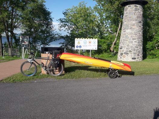 Luc Baillargeon, un kayak
