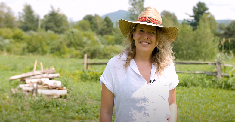 Stéphanie Hinton, fondatrice de la ferme collective Les Cocagnes, est tombée sous le charme de la région en 2020.